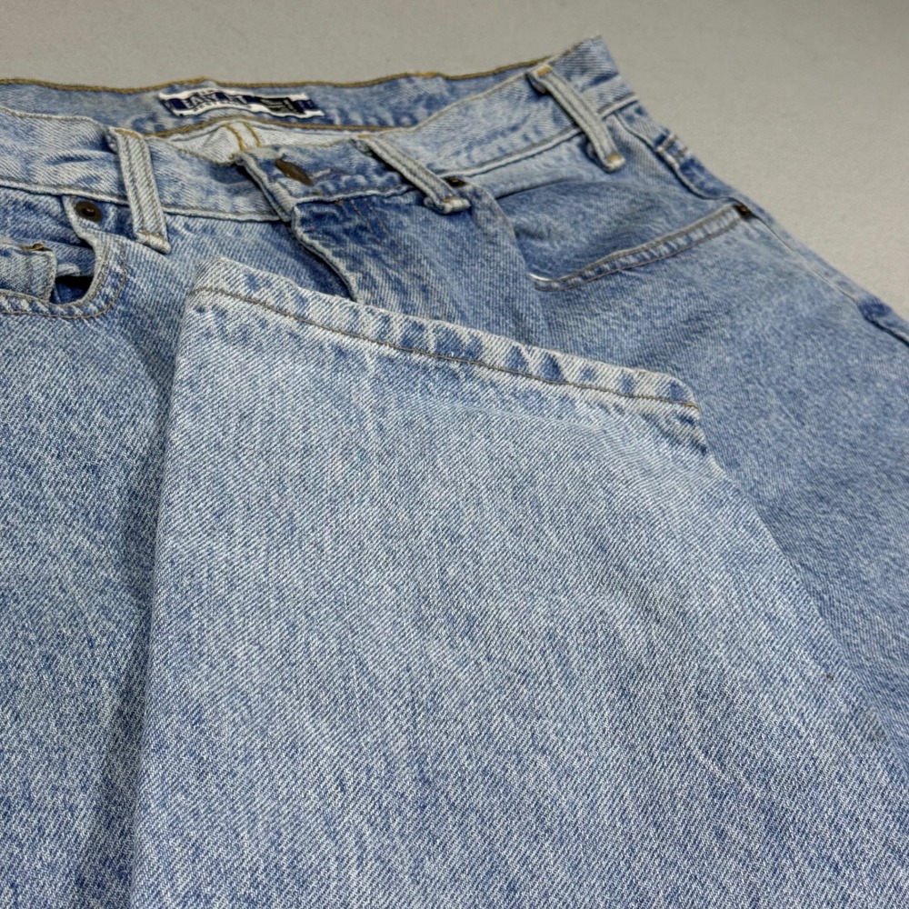 Vintage Gap Easy Fit Best Basics Jeans Light Wash Blue Denim Made in USA 36x36
